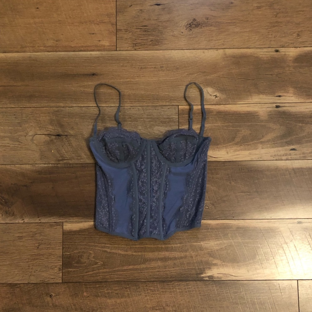 Urban Outfitters - Out From Under Modern Love Corset - size medium - Picture 3 of 4